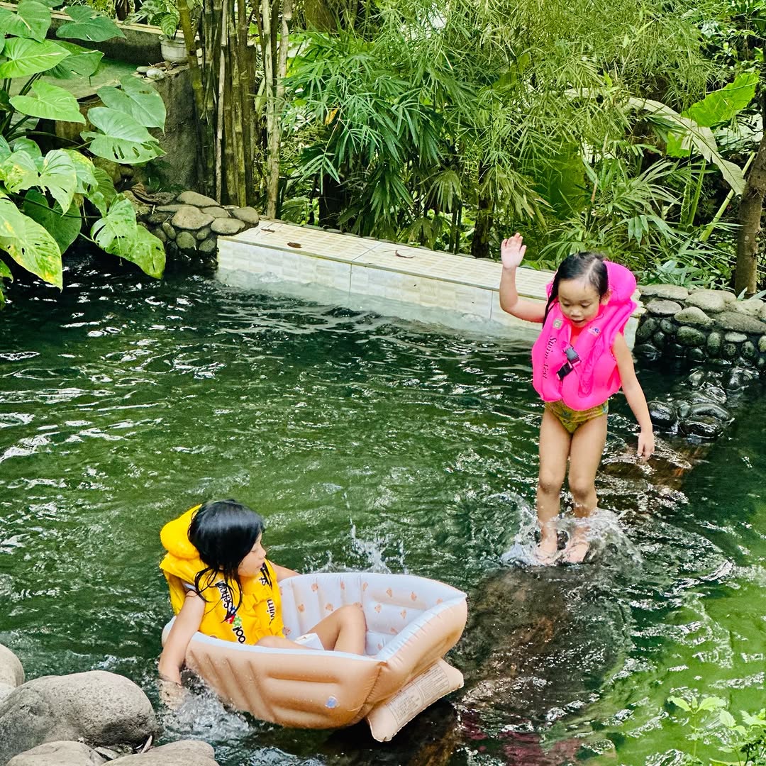 Twin Domes — group family experience at Domescape Nasugbu